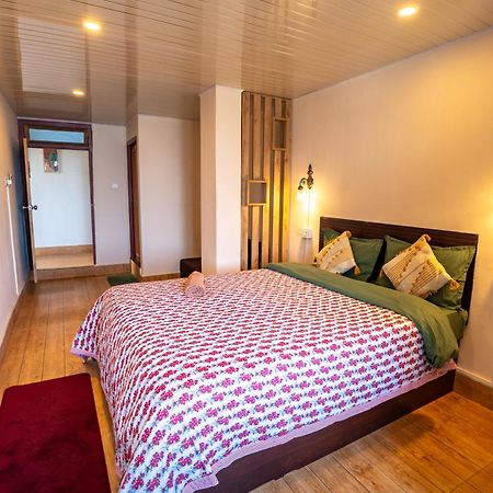 Monratino Himadrie -2 Mins Walk From Mall Road - All Rooms Have Kanchenjunga Mountain View Darjeeling  Luaran gambar